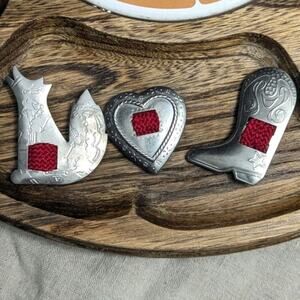 Vintage Western Button Covers Southwestern Wolf Heart Cowboy Boot